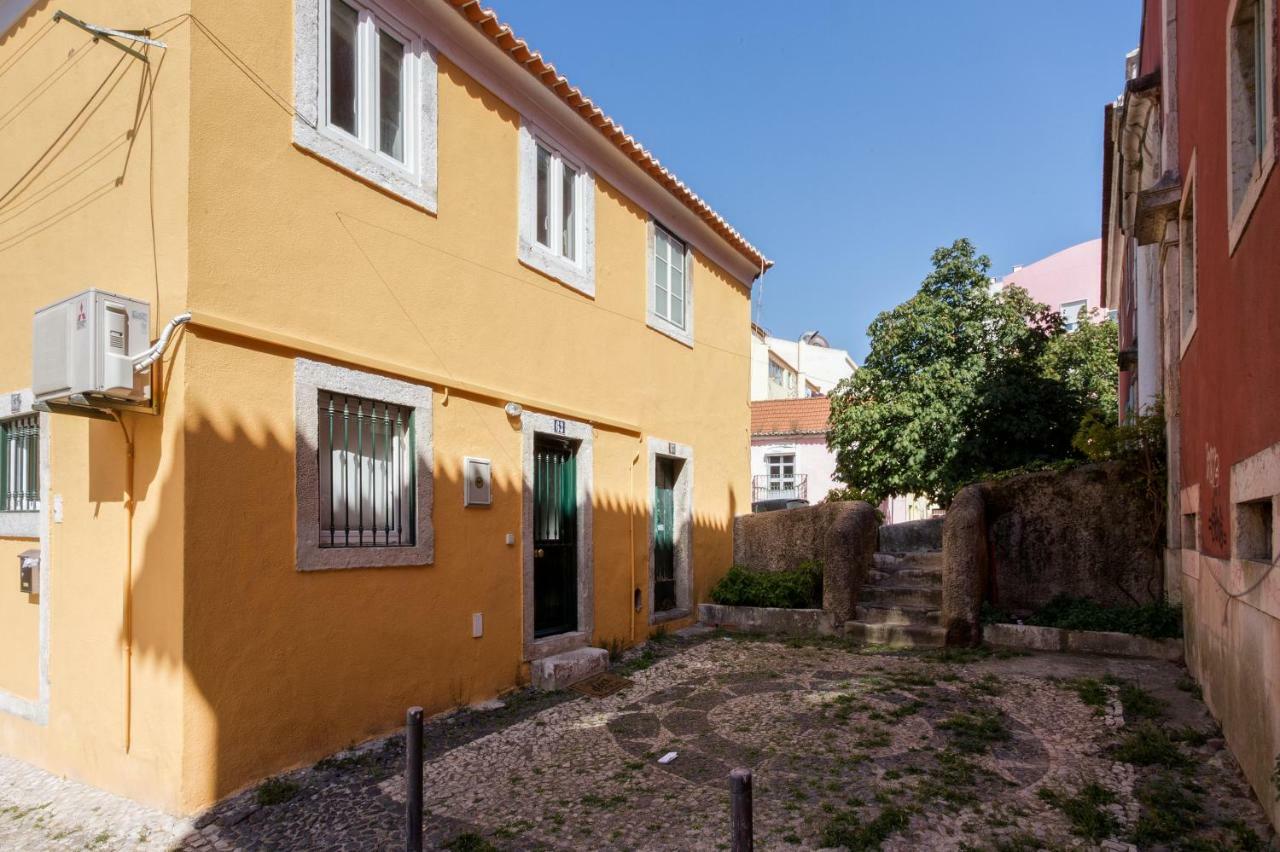 Apartmán Typical And Brand New T.M. Flat Lisboa Exteriér fotografie